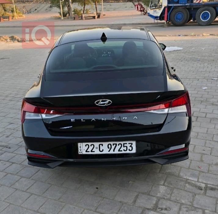 هیوندای ئەلەنترا